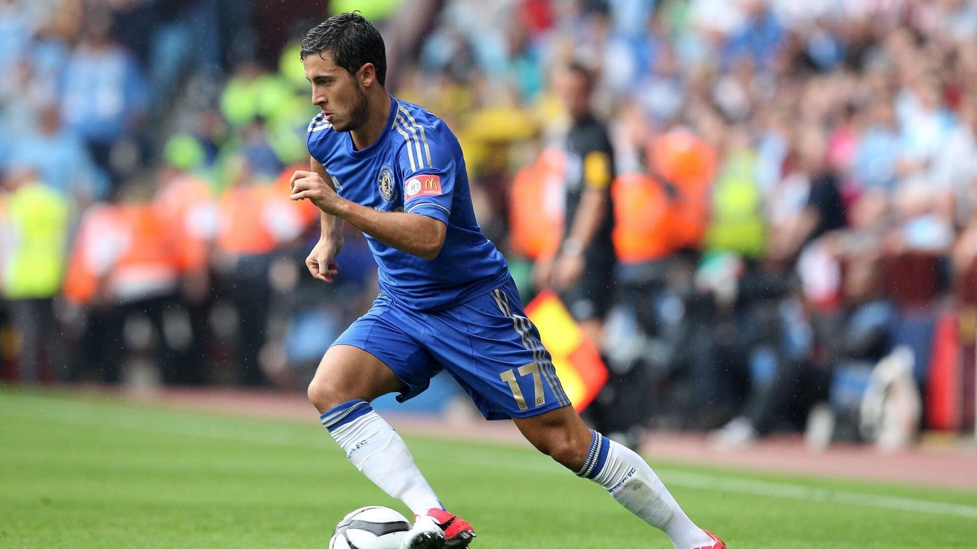 巴黎圣日耳曼豪取连胜，法甲领先优势扩大